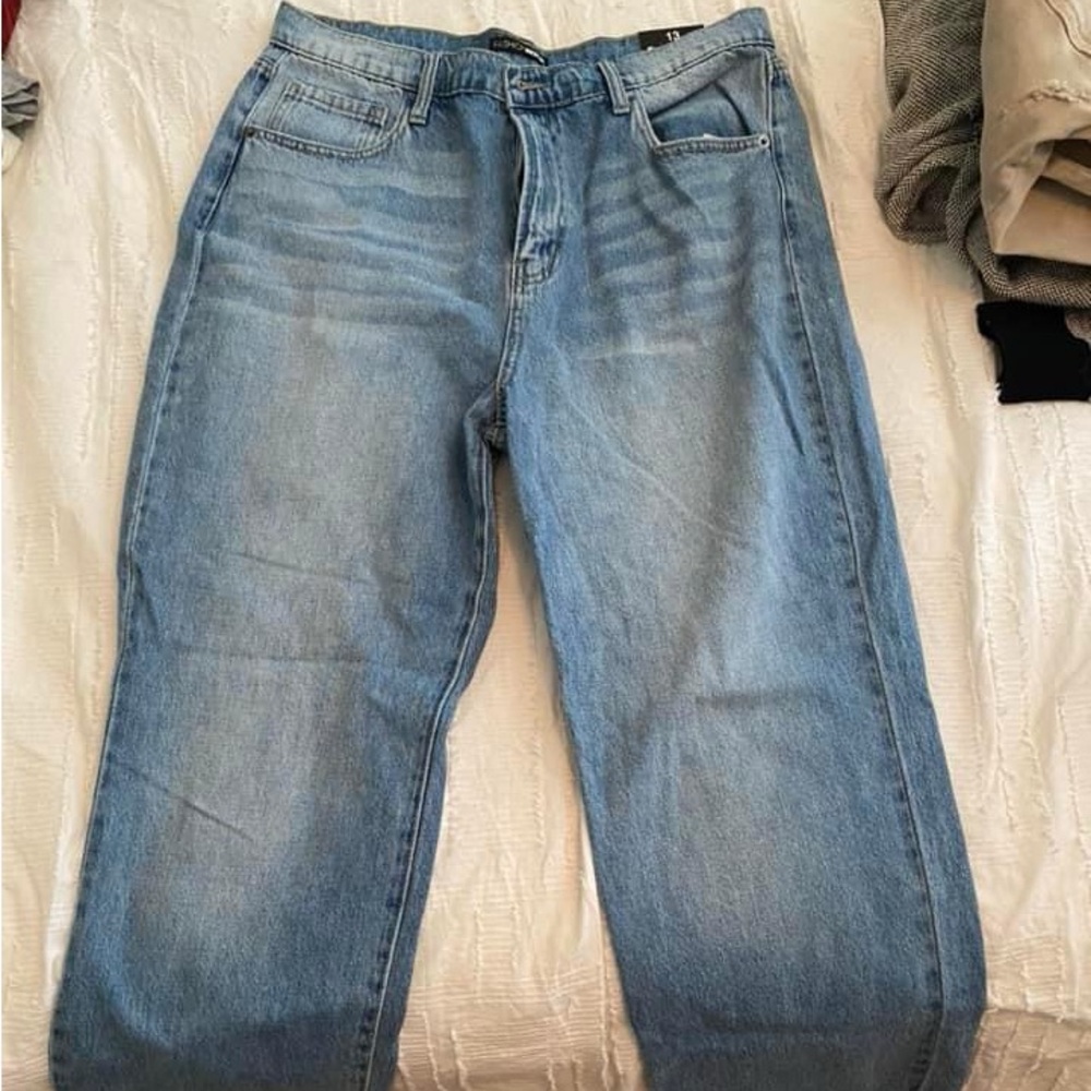 Fashion nova mom jeans